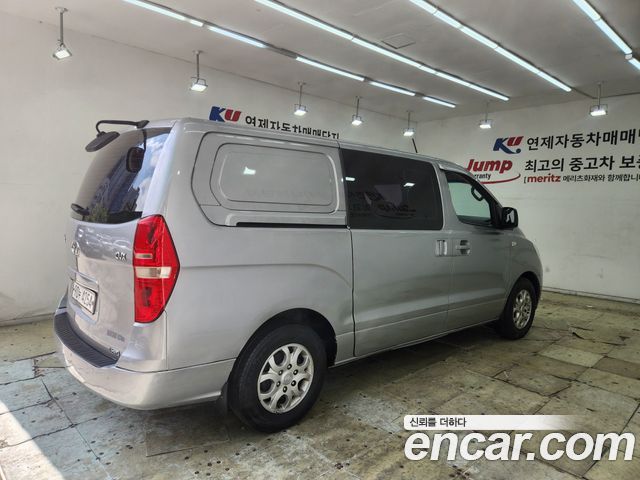 Hyundai Starex 2011 — photo 20