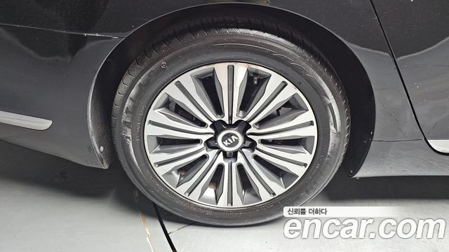 Kia K9 2014 — photo 5