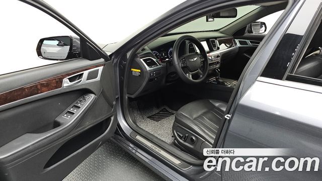 Hyundai Genesis 2016 — photo 13