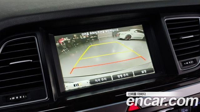 Hyundai Genesis 2016 — photo 21