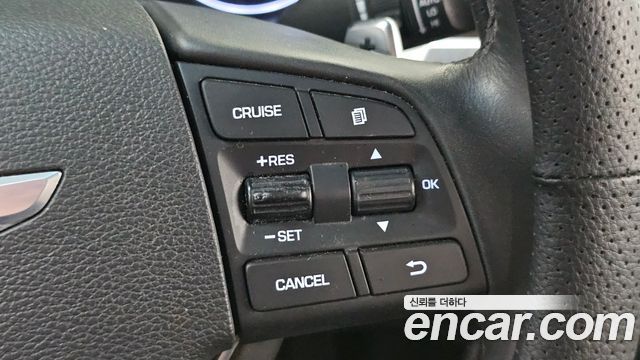 Hyundai Genesis 2016 — photo 22
