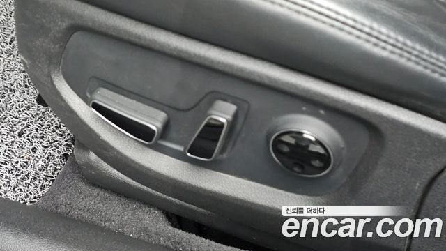 Hyundai Genesis 2016 — photo 23
