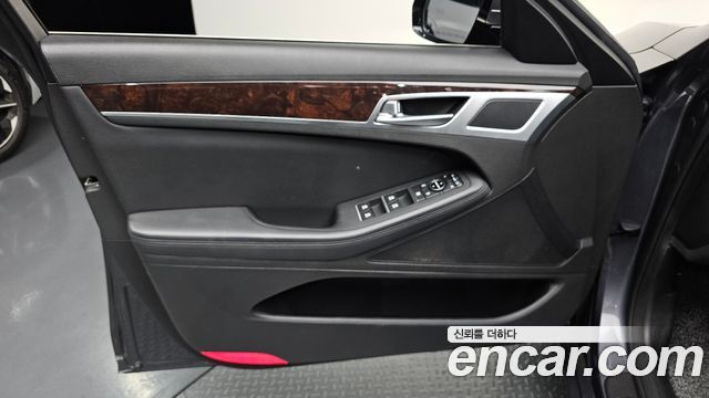 Hyundai Genesis 2016 — photo 14