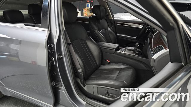 Hyundai Genesis 2016 — photo 16