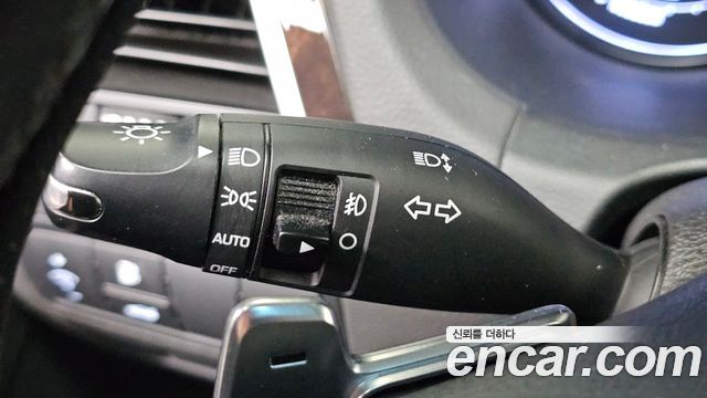 Hyundai Genesis 2016 — photo 28