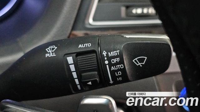 Hyundai Genesis 2016 — photo 29