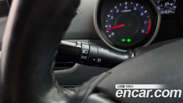 Hyundai AVANTE 2016 — photo 29