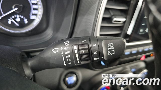 Hyundai Venue 2020 — photo 26