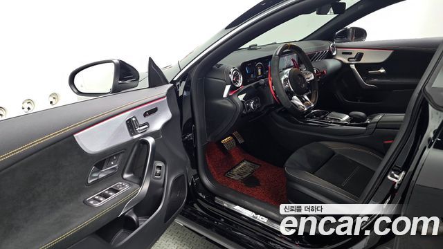 Mercedes-Benz CLA-Class 2022 — photo 13