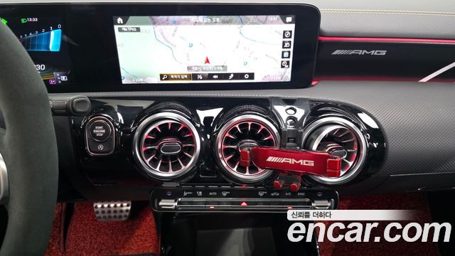 Mercedes-Benz CLA-Class 2022 — photo 19