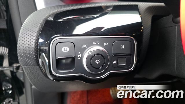 Mercedes-Benz CLA-Class 2022 — photo 26