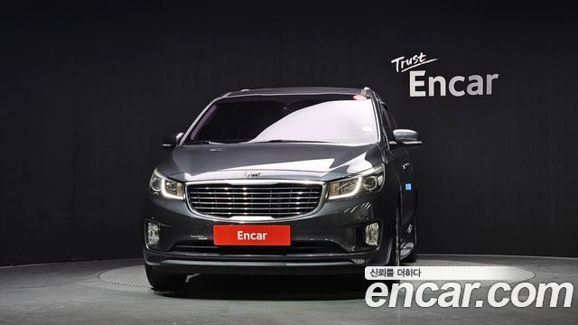 Kia Canival 2016 — photo 3