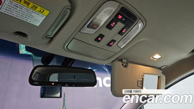 Kia Canival 2016 — photo 29