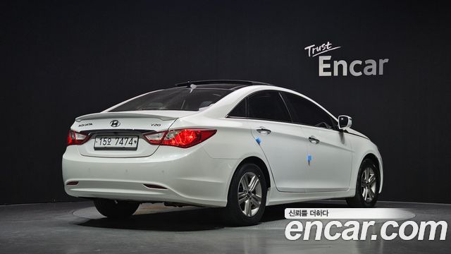 Hyundai Sonata 2013 — photo 2