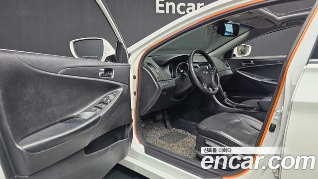 Hyundai Sonata 2013 — photo 13