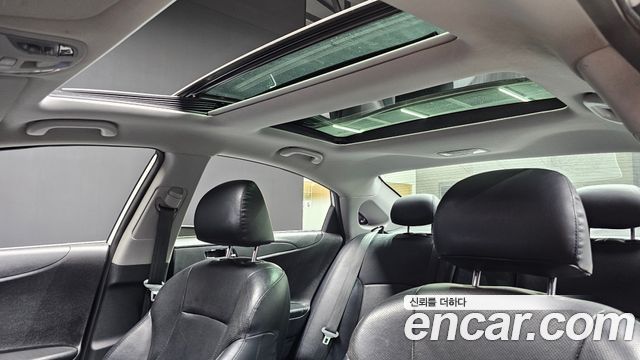 Hyundai Sonata 2013 — photo 19