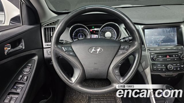 Hyundai Sonata 2013 — photo 20