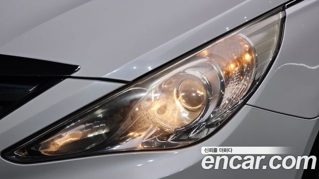 Hyundai Sonata 2013 — photo 8