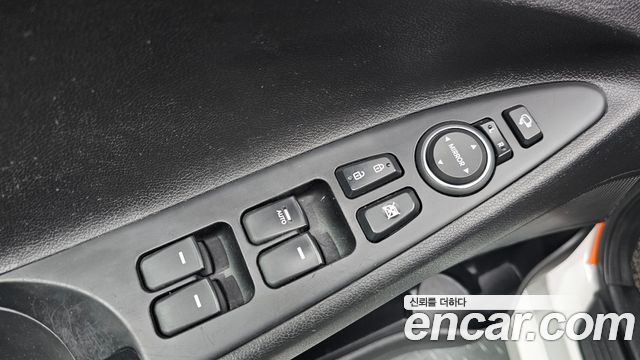 Hyundai Sonata 2013 — photo 28