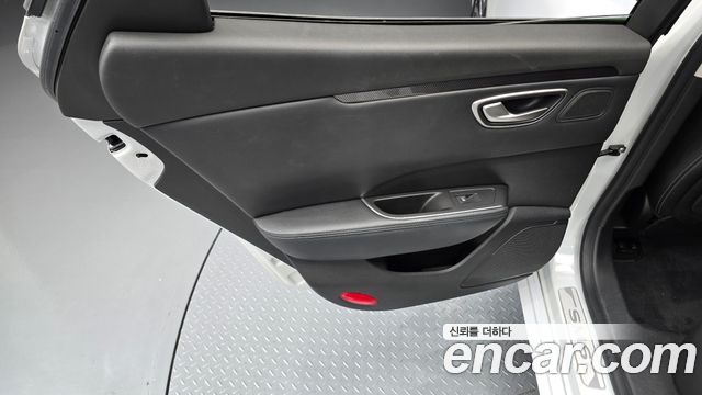 Renault Korea SM6 2016 — photo 15