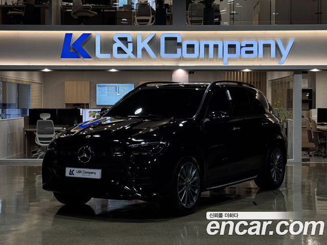 Mercedes-Benz GLE-Class 2026 — photo 2