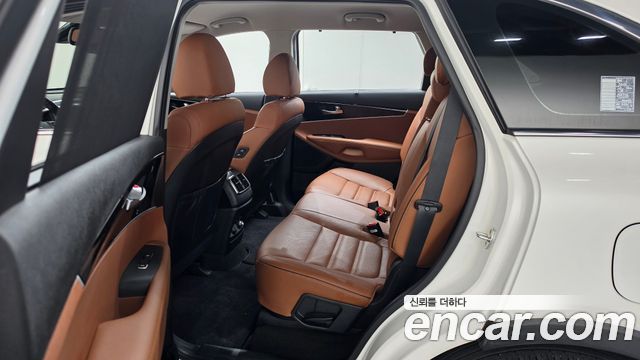 Kia Sorento 2019 — photo 17