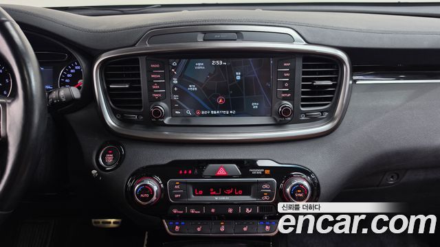 Kia Sorento 2019 — photo 18