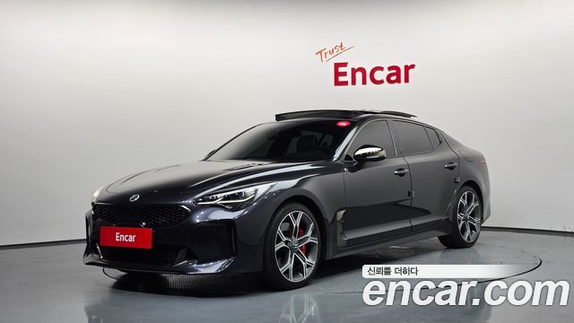 Kia Stinger 2019 — photo 1