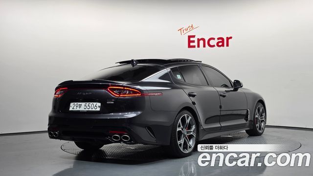 Kia Stinger 2019 — photo 2