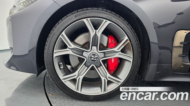 Kia Stinger 2019 — photo 5