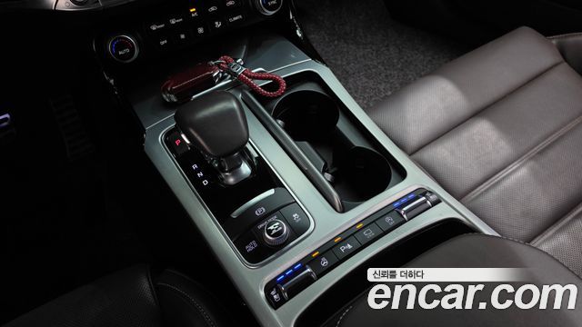 Kia Stinger 2019 — photo 12