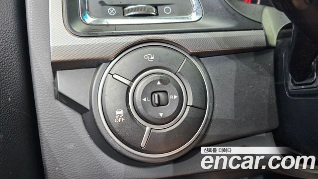 KG Mobility KORANDO 2017 — photo 25