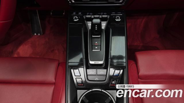 Porsche 911 2024 — photo 9