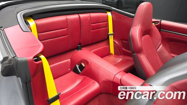 Porsche 911 2024 — photo 12