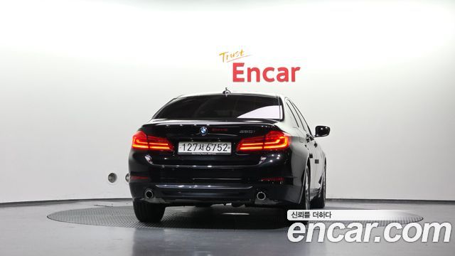 BMW 5-Series 2020 — photo 4