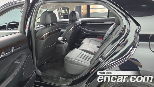 Genesis G90 2020 — photo 17