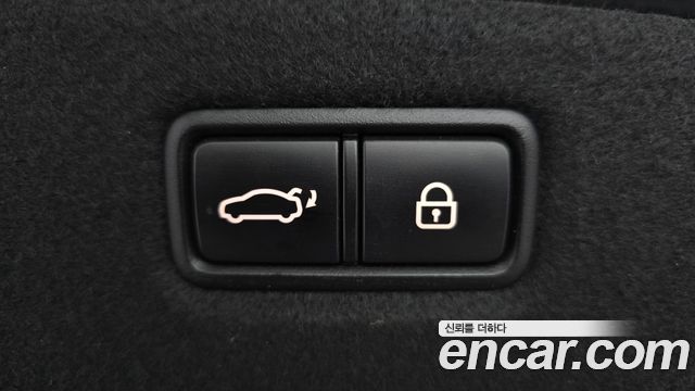 Genesis G90 2020 — photo 21