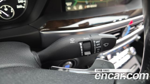 Genesis G90 2020 — photo 27