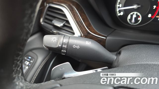 Genesis G90 2020 — photo 29