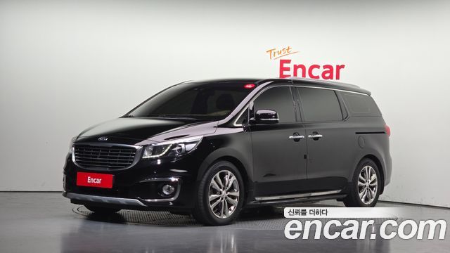 Kia Canival 2018 — photo 1