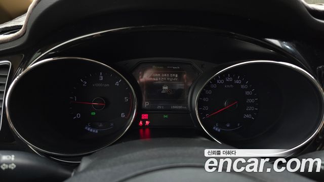 Kia Canival 2018 — photo 8