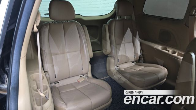 Kia Canival 2018 — photo 13