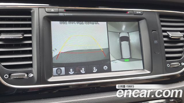 Kia Canival 2018 — photo 15