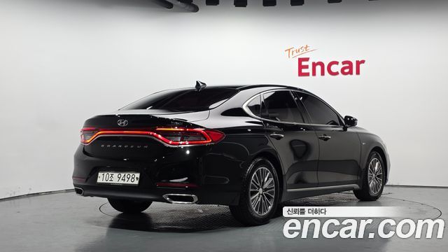 Hyundai Grandeur 2018 — photo 2