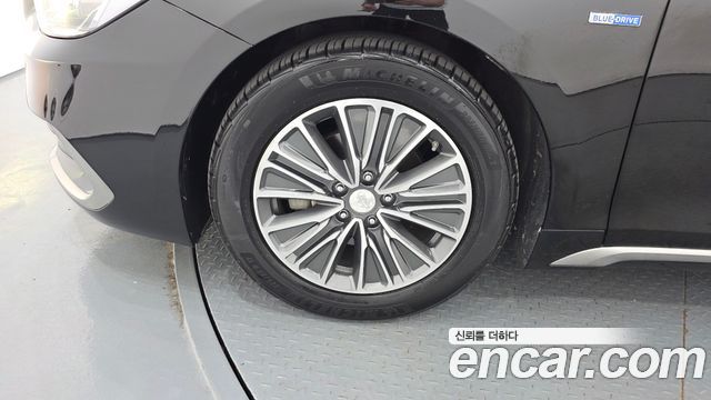 Hyundai Grandeur 2018 — photo 5
