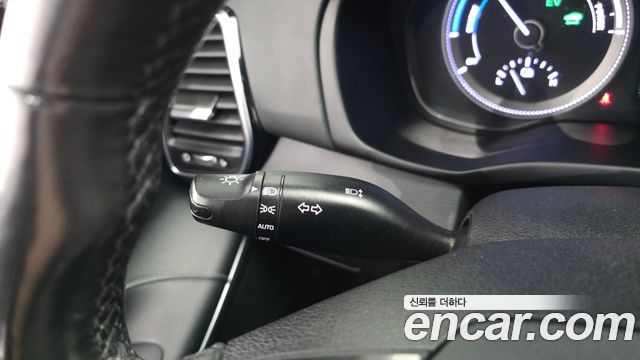 Hyundai Grandeur 2018 — photo 23