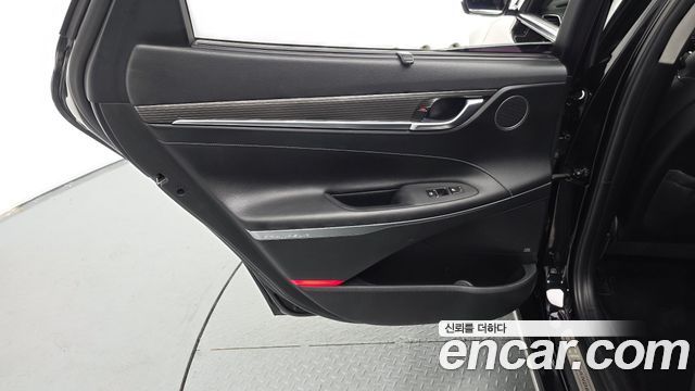 Hyundai Grandeur 2018 — photo 15