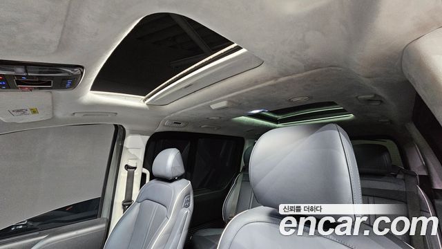 Hyundai Staria 2023 — photo 19