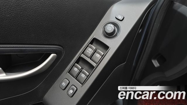 KG Mobility KORANDO 2013 — photo 25