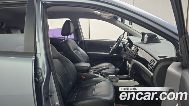 KG Mobility KORANDO 2013 — photo 16